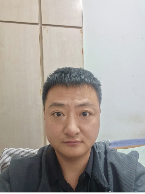 追爱大叔的第一张照片--常德相亲服务中心