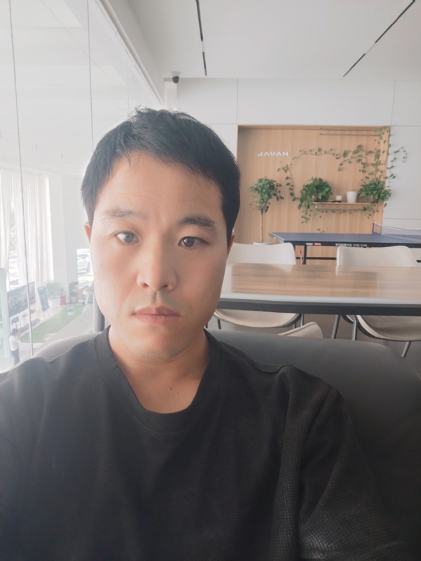 吊挂看风景的第一张照片--常德相亲服务中心