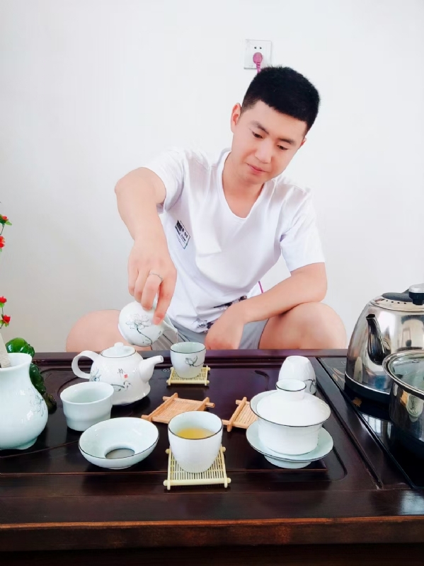 日月的第三张照片--常德相亲服务中心