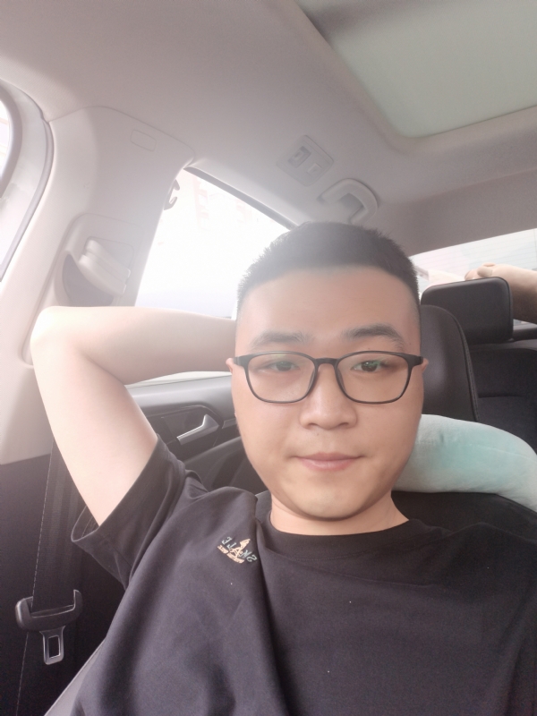 JingY的第一张照片--常德相亲服务中心