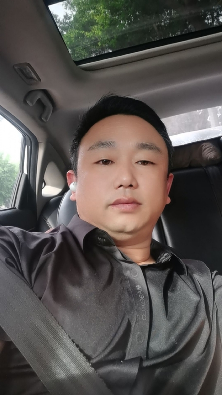 老烽的第一张照片--常德相亲服务中心