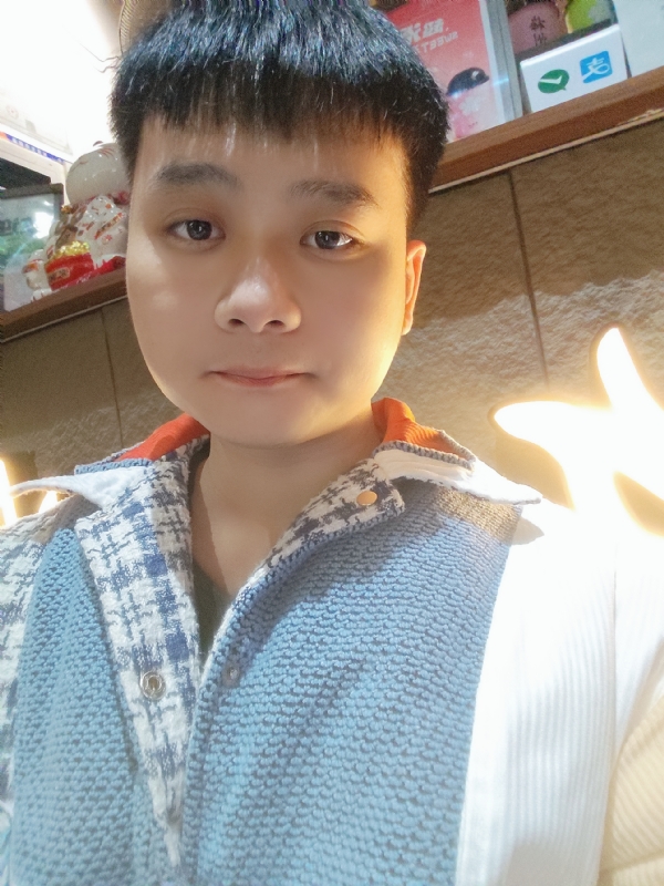 侯侯的第一张照片--常德相亲服务中心