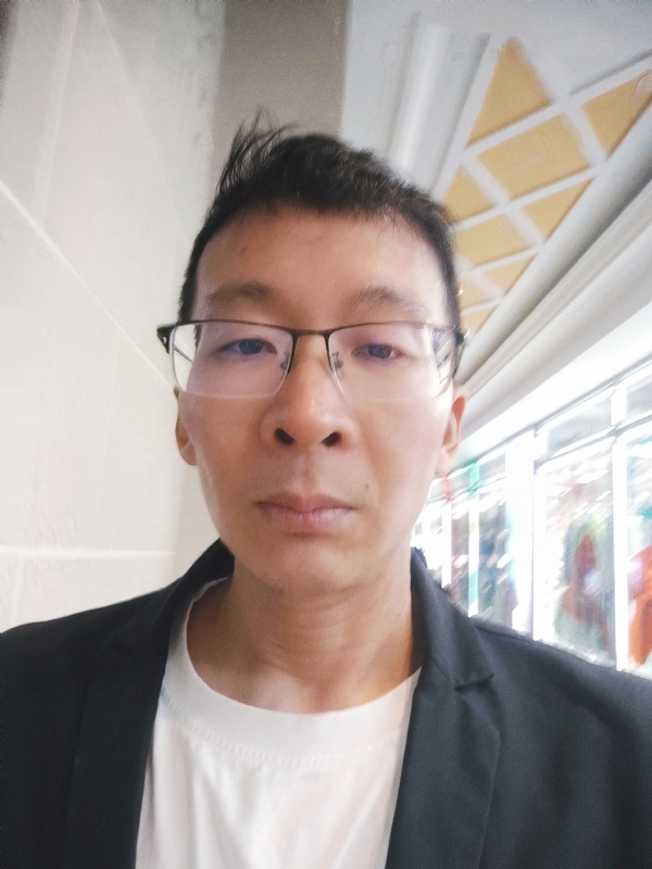 欣欣向荣的第一张照片--常德相亲服务中心