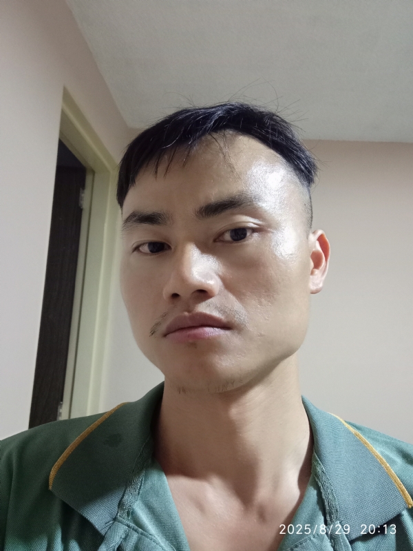 自简的第一张照片--常德相亲服务中心