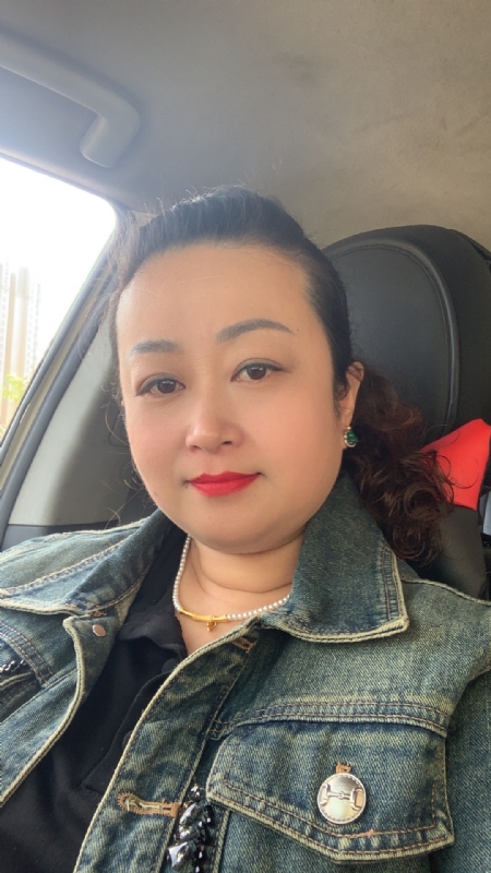 云中的蝶的第一张照片--常德相亲服务中心