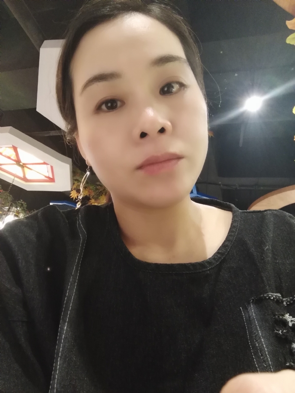 喜欢黑巧的第一张照片--常德相亲服务中心