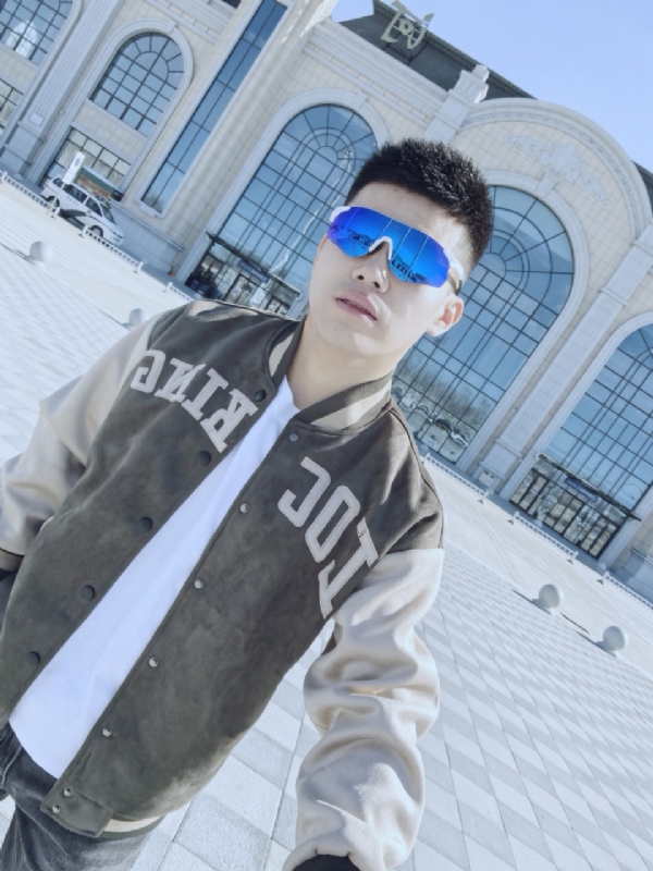 Fine超的第一张照片--常德相亲服务中心